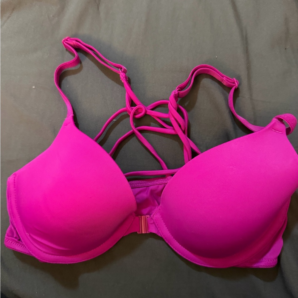 Victoria's Secret Fuchsia Strappy Bra